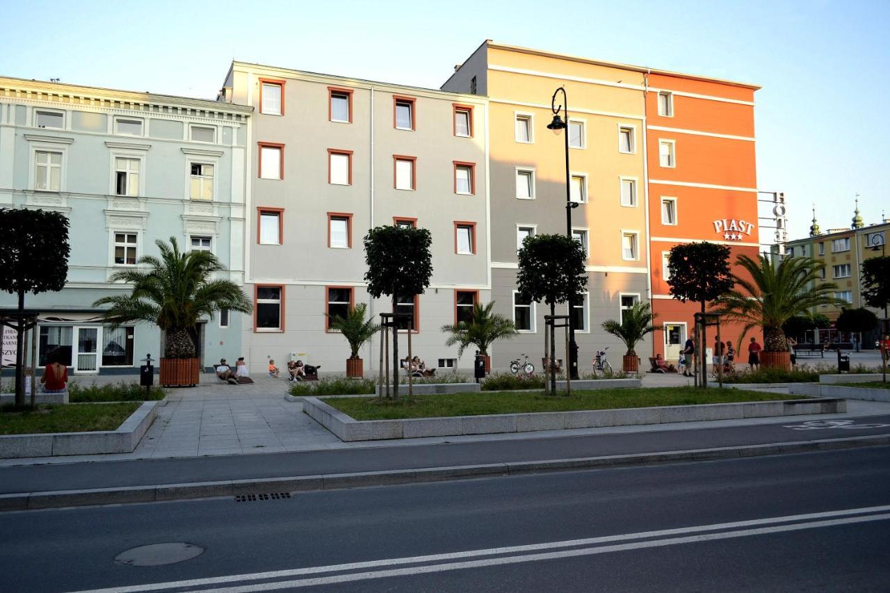 Hotel Piast Nysa Luaran gambar