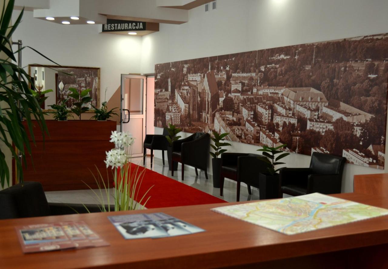 Hotel Piast Nysa Luaran gambar