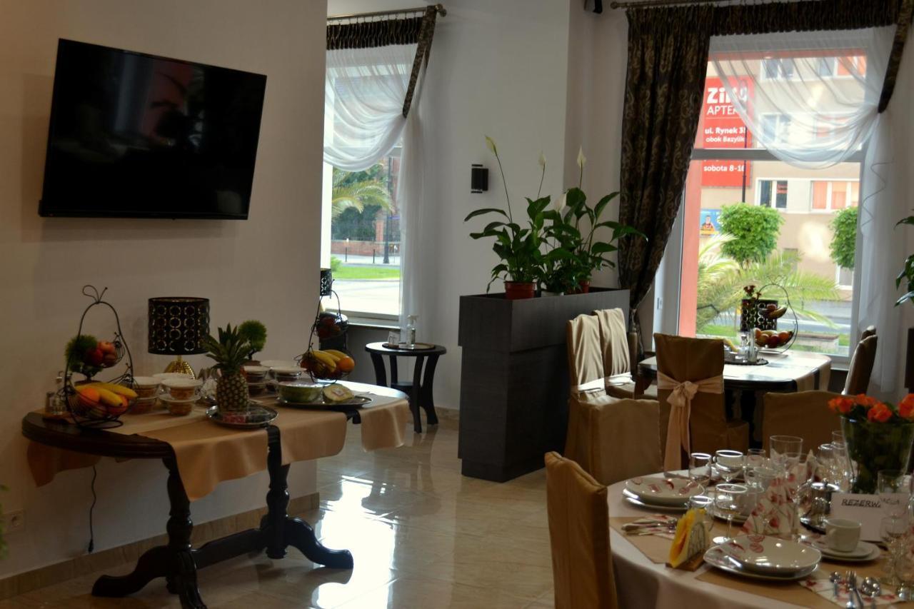 Hotel Piast Nysa Luaran gambar