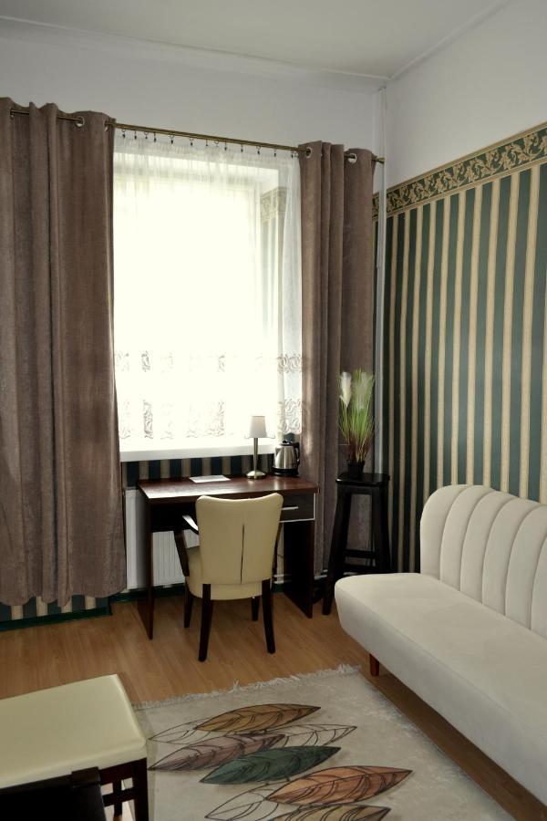 Hotel Piast Nysa Luaran gambar