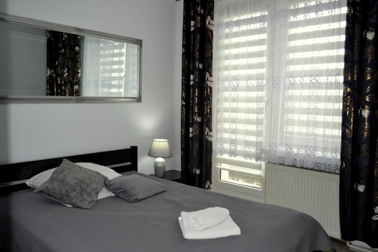 Hotel Piast Nysa Luaran gambar