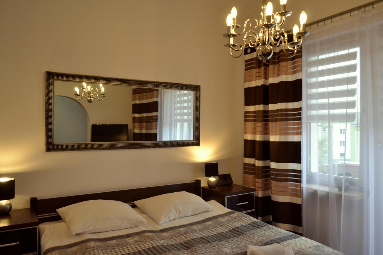 Hotel Piast Nysa Luaran gambar