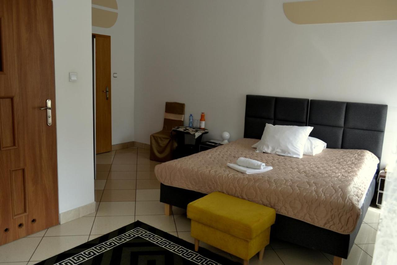 Hotel Piast Nysa Luaran gambar